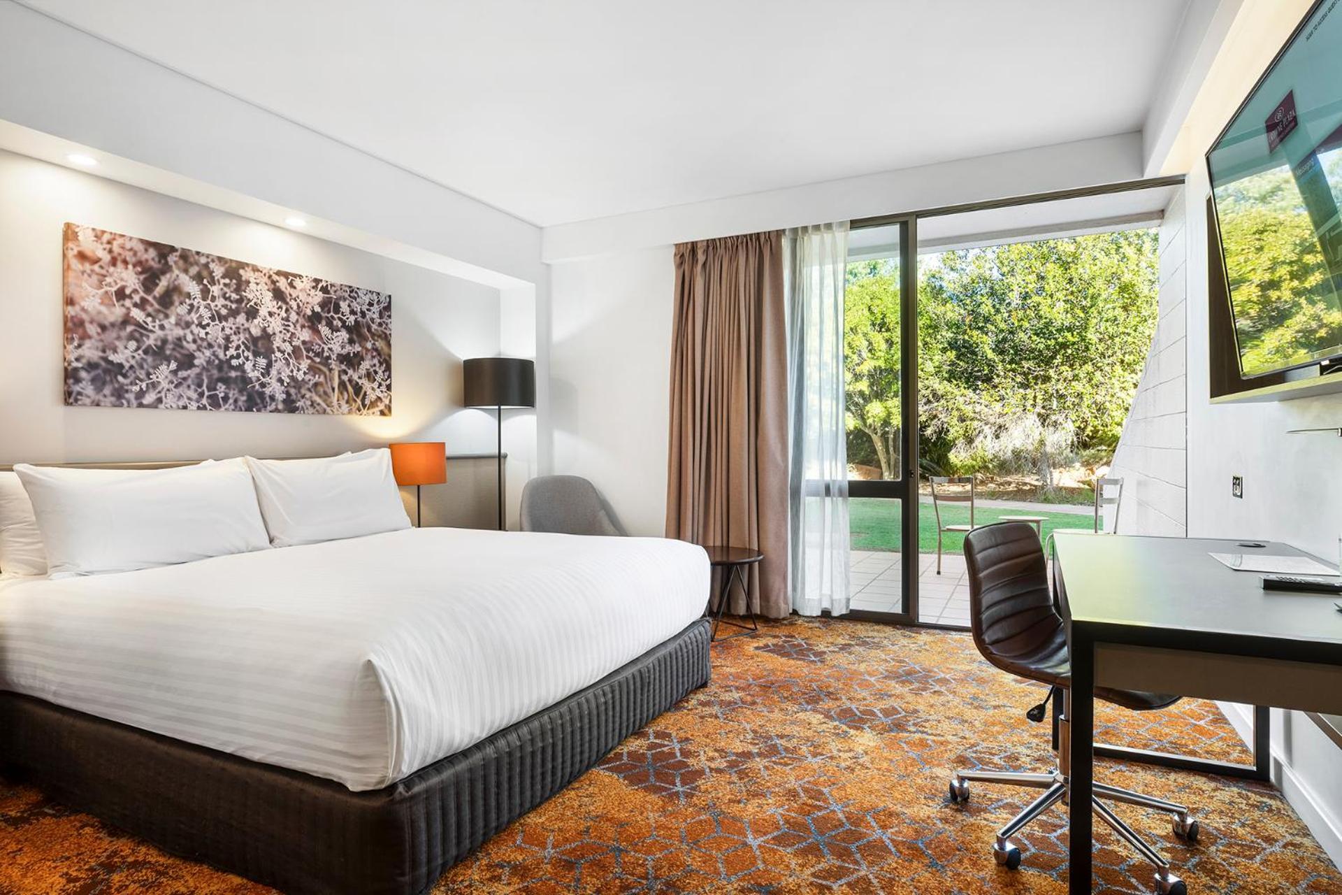 Crowne Plaza Alice Springs Lasseters By Ihg Buitenkant foto