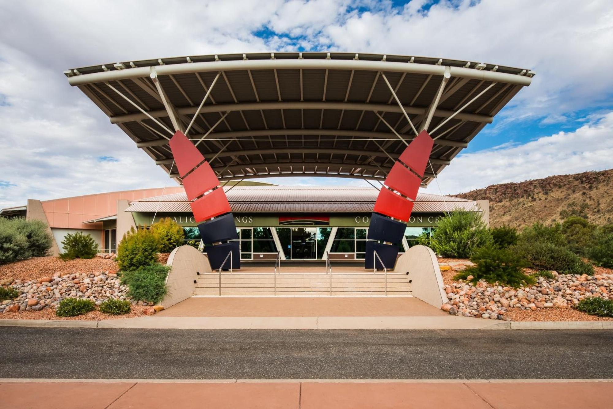 Crowne Plaza Alice Springs Lasseters By Ihg Buitenkant foto