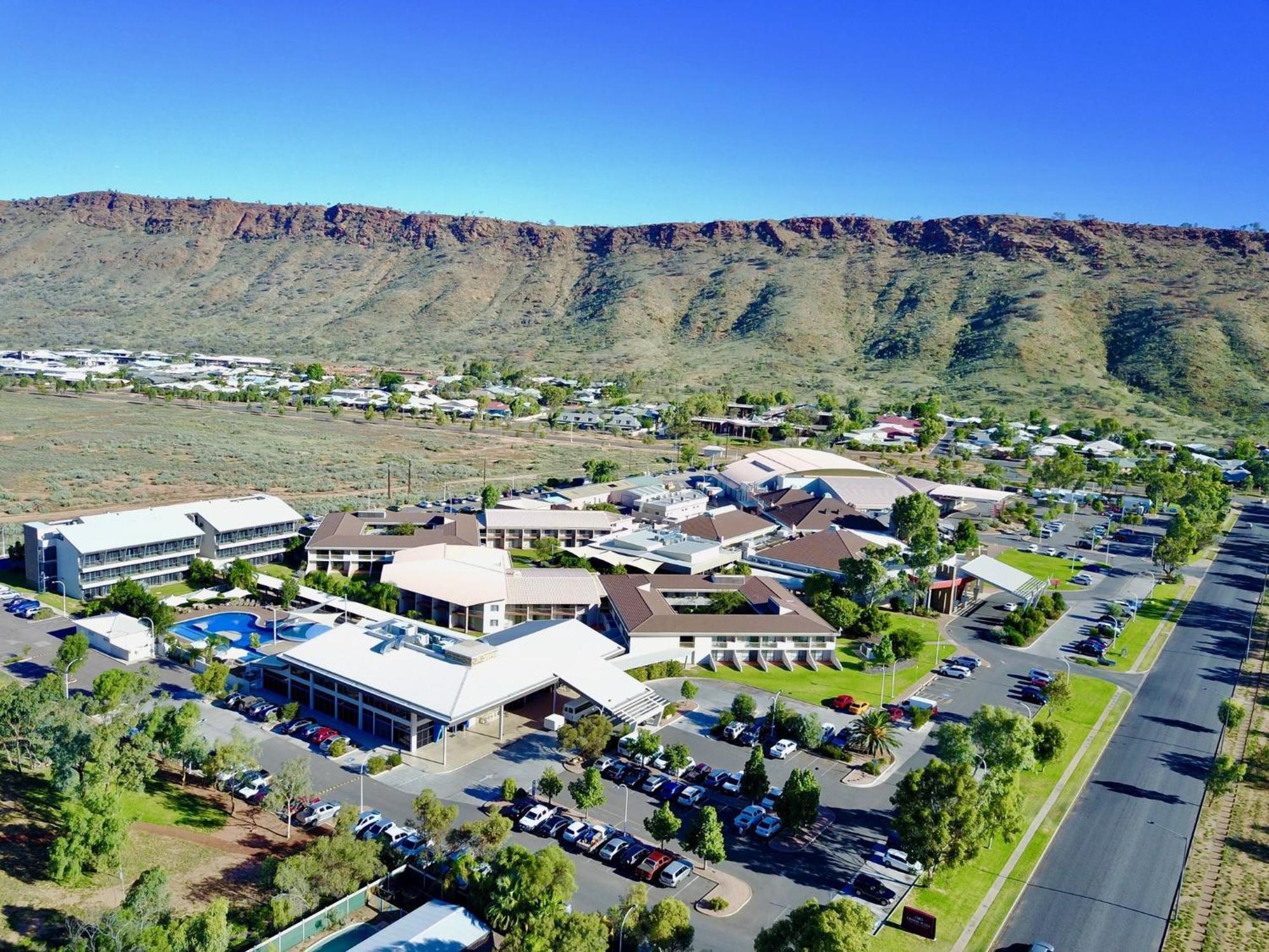 Crowne Plaza Alice Springs Lasseters By Ihg Buitenkant foto